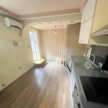 Продается 3-х комнатная квартира, 80 м²