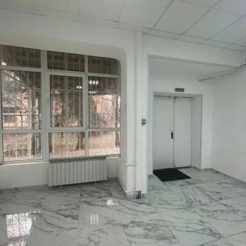 Сдается Нежилое помещение, 32 м²