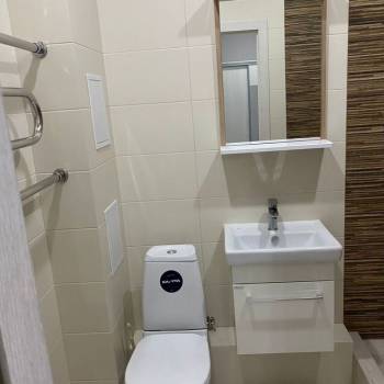 Продается 1-комнатная квартира, 41 м²