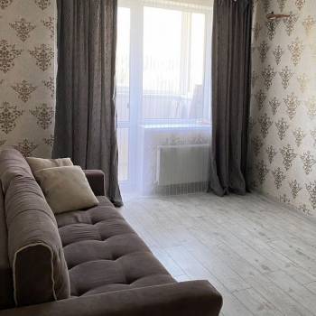Продается 1-комнатная квартира, 41 м²