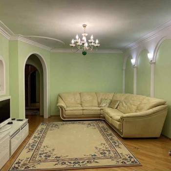 Сдается Многокомнатная квартира, 90 м²