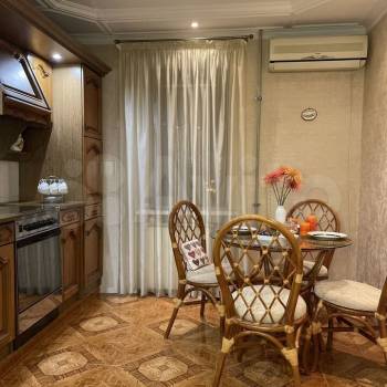 Сдается Многокомнатная квартира, 90 м²