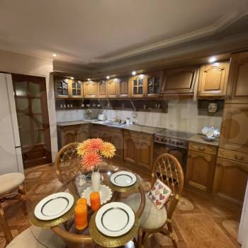 Сдается Многокомнатная квартира, 90 м²