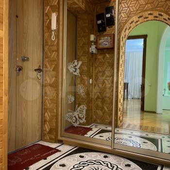 Сдается Многокомнатная квартира, 90 м²