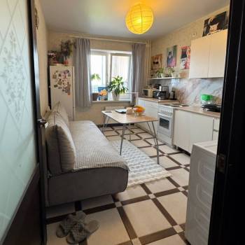 Продается 1-комнатная квартира, 36,3 м²