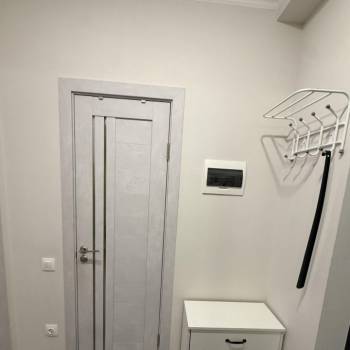 Продается 1-комнатная квартира, 36 м²