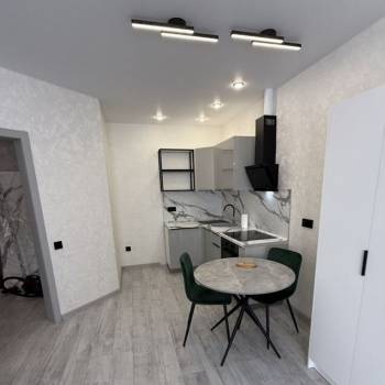 Продается 1-комнатная квартира, 41 м²