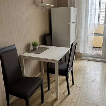 Продается 1-комнатная квартира, 39 м²