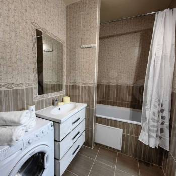 Сдается Многокомнатная квартира, 63 м²