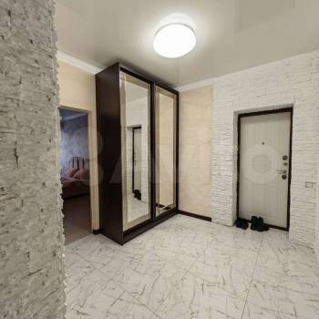 Сдается Многокомнатная квартира, 63 м²
