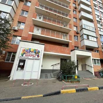 Продается 1-комнатная квартира, 42 м²