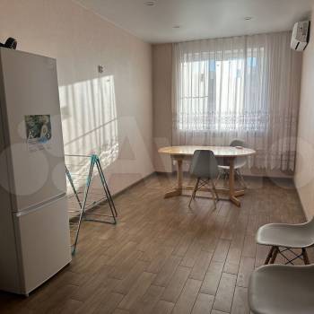 Сдается 1-комнатная квартира, 43 м²