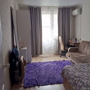 Продается 1-комнатная квартира, 39 м²
