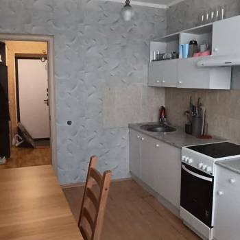 Продается 1-комнатная квартира, 33 м²