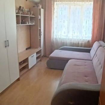 Продается 1-комнатная квартира, 33 м²