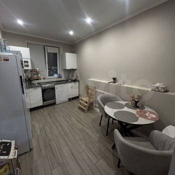 Продается 1-комнатная квартира, 45,1 м²