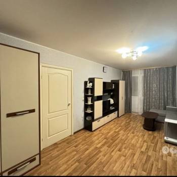Сдается 1-комнатная квартира, 38 м²