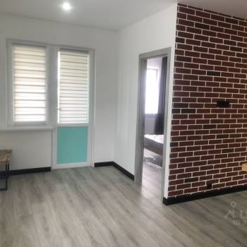 Сдается 1-комнатная квартира, 56 м²