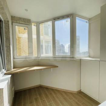 Сдается 1-комнатная квартира, 55 м²