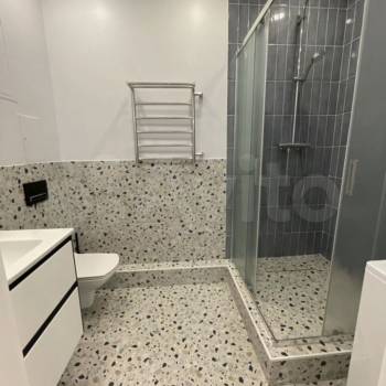 Сдается 1-комнатная квартира, 55 м²