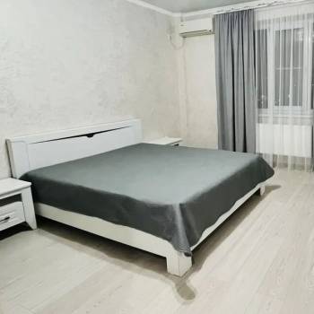 Сдается 1-комнатная квартира, 39 м²