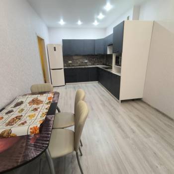 Сдается 2-х комнатная квартира, 60 м²