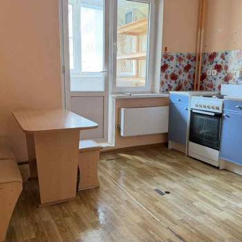 Сдается 1-комнатная квартира, 39 м²