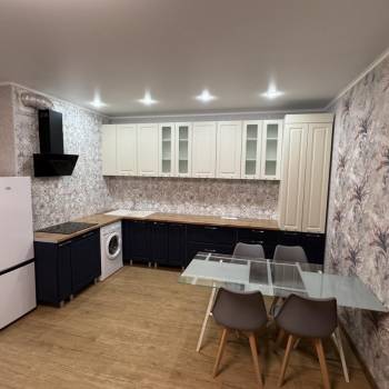 Сдается 2-х комнатная квартира, 60 м²