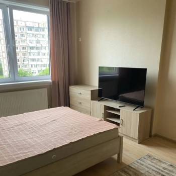 Сдается 1-комнатная квартира, 45 м²