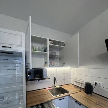 Сдается 1-комнатная квартира, 42 м²
