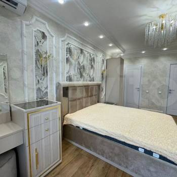 Продается 1-комнатная квартира, 50 м²