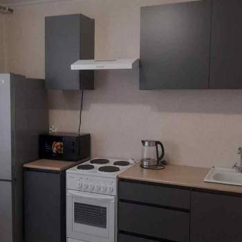 Сдается 1-комнатная квартира, 42 м²