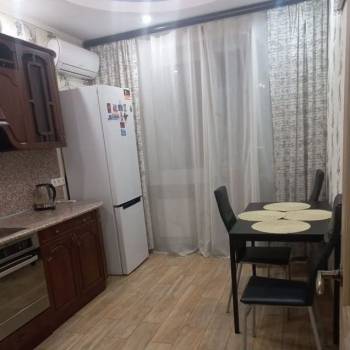 Сдается 2-х комнатная квартира, 62 м²