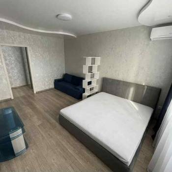 Сдается 1-комнатная квартира, 46 м²