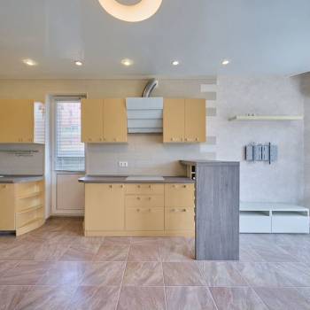 Продается 2-х комнатная квартира, 76,3 м²