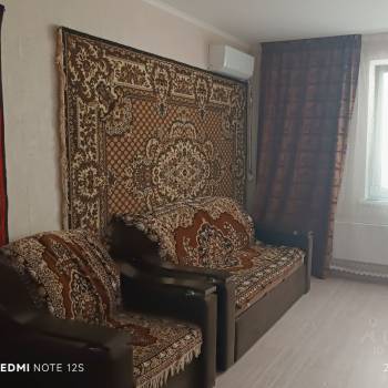 Сдается 1-комнатная квартира, 40 м²