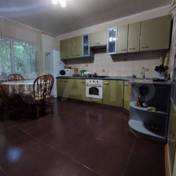 Продается Многокомнатная квартира, 85 м²