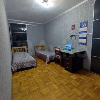 Продается Многокомнатная квартира, 85 м²