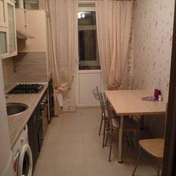 Сдается 1-комнатная квартира, 45 м²
