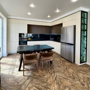 Продается Дом, 160 м²