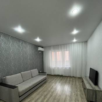 Сдается 1-комнатная квартира, 41 м²