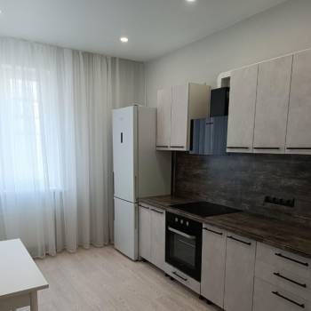 Сдается 1-комнатная квартира, 37 м²