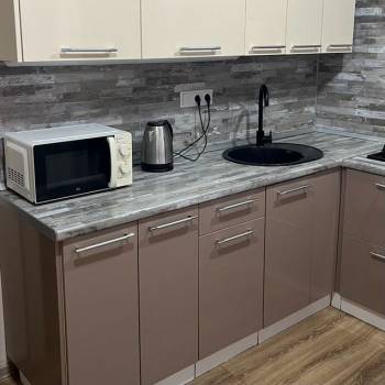 Сдается 1-комнатная квартира, 42 м²