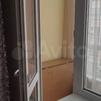 Сдается 1-комнатная квартира, 42 м²