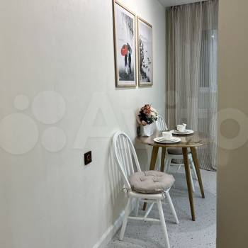 Продается 1-комнатная квартира, 38 м²