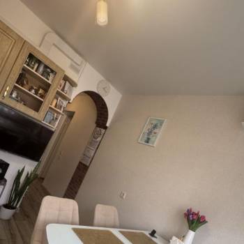 Продается 1-комнатная квартира, 38 м²
