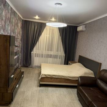 Сдается 1-комнатная квартира, 42 м²
