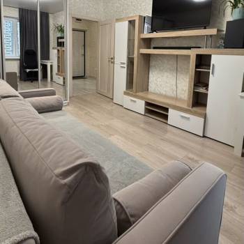 Сдается 1-комнатная квартира, 38 м²