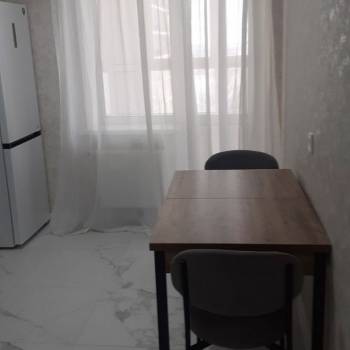 Сдается 1-комнатная квартира, 35 м²