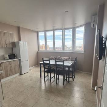 Сдается 2-х комнатная квартира, 67,4 м²